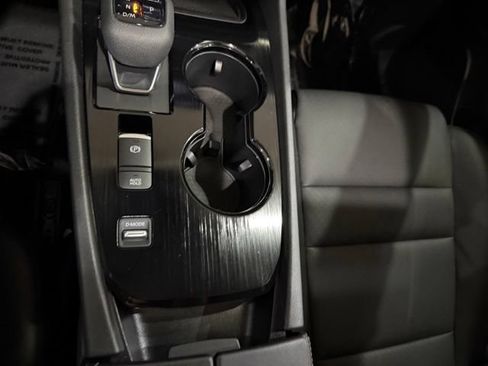 Certified 2025 Nissan Rogue SV w/ SV Premium Package FWD image 24
