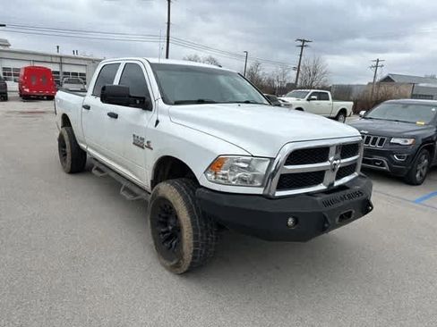 Used 2016 RAM 3500 Tradesman w/ Chrome Appearance Group image 20