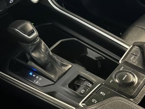 Used 2025 Toyota Grand Highlander FWD image 27