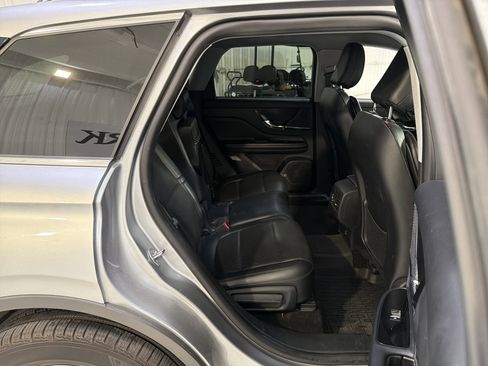 Used 2022 Lincoln Corsair FWD w/ Equipment Group 101A image 12