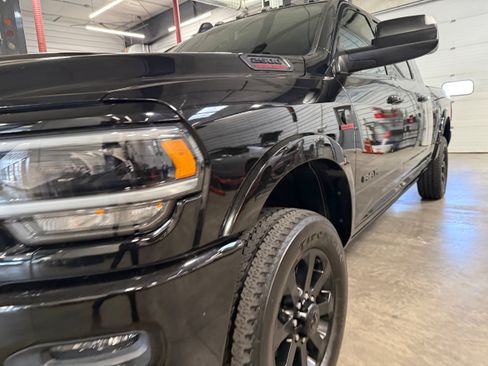 Used 2022 RAM 2500 Laramie AWD/4WD image 46