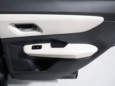 Used 2023 Nissan Ariya Empower+ image 60