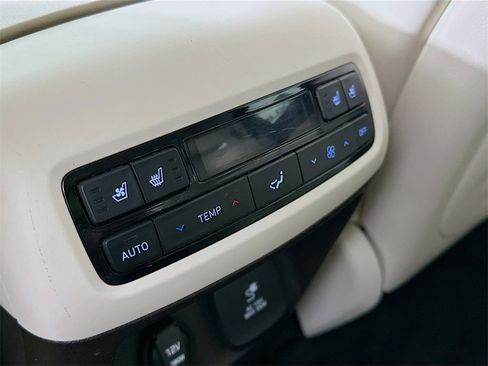 Used 2020 Hyundai Palisade Limited image 28