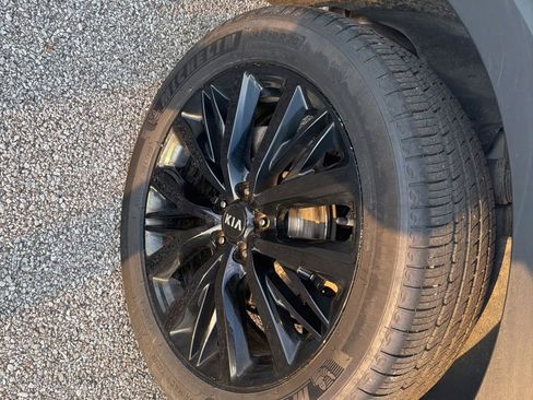 Certified 2023 Kia Telluride SX Prestige X-Line AWD/4WD image 30