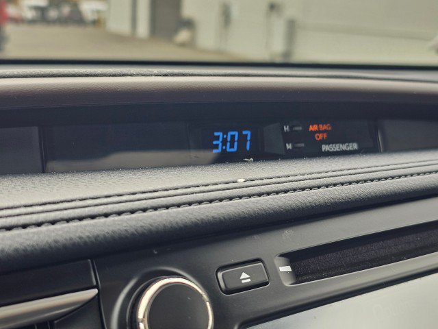 Used 2019 Toyota Highlander XLE AWD/4WD image 39