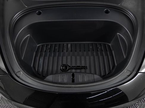 Used 2021 Tesla Model 3 Performance image 39