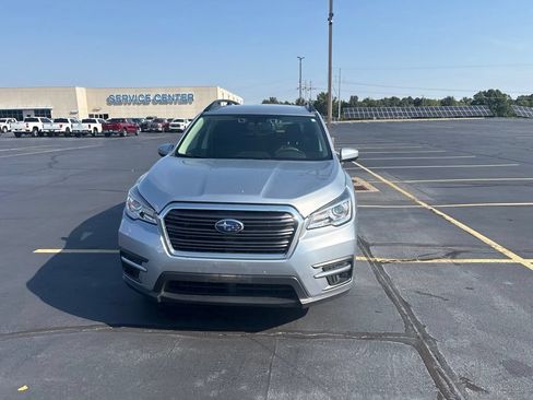 Used 2022 Subaru Ascent Premium w/ Convenience Package AWD/4WD image 6