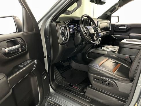 Certified 2022 GMC Sierra 1500 AT4 w/ AT4 Premium Package AWD/4WD image 25