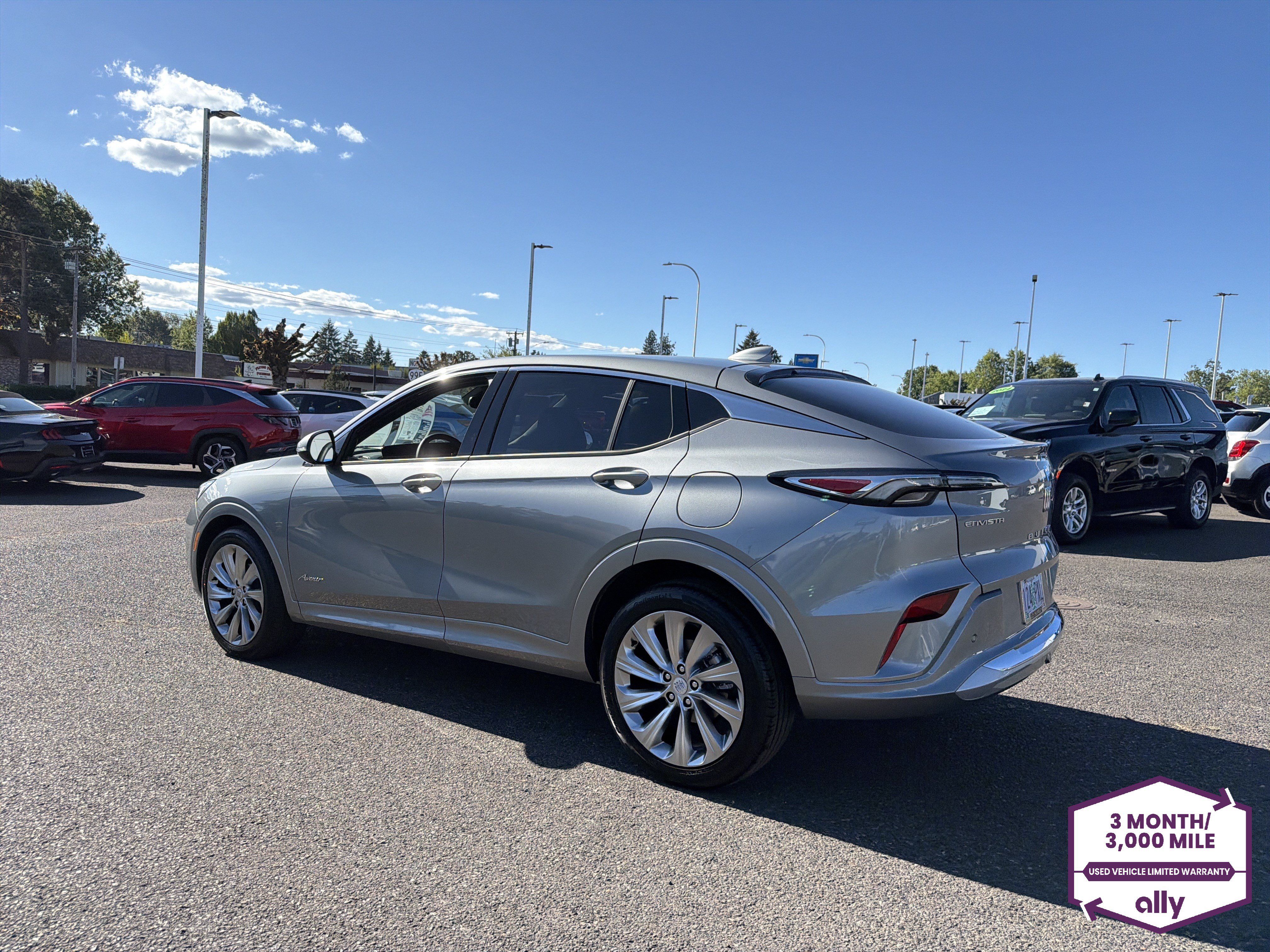 Used 2024 Buick Envista Avenir FWD image 3