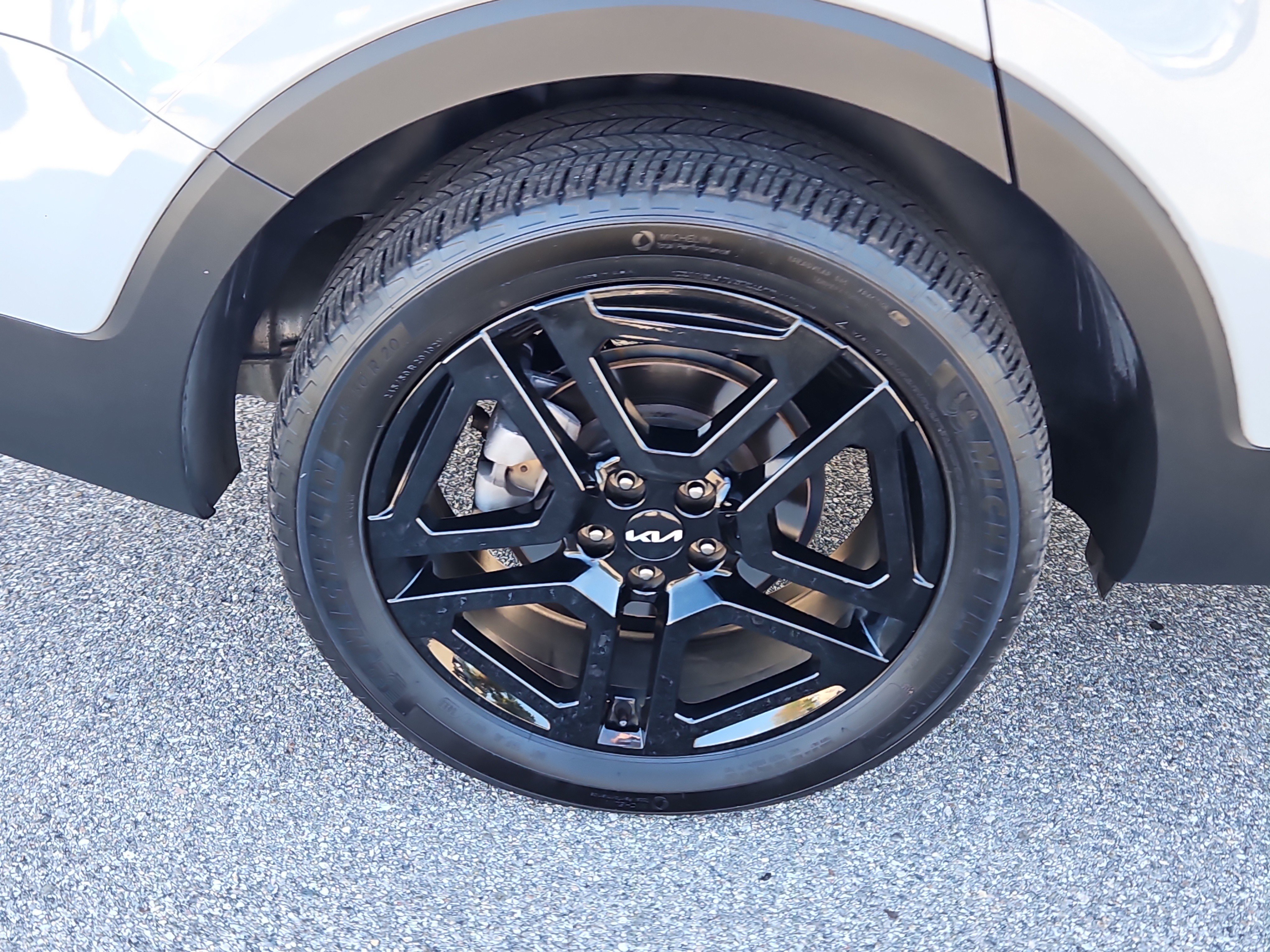 Used 2024 Kia Telluride EX X-Line AWD/4WD image 4
