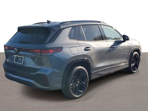 New 2026 Volkswagen Tiguan SE R-Line FWD image 4