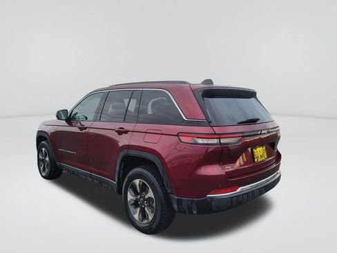 Used 2024 Jeep Grand Cherokee Limited 4xe image 3