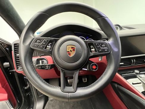 Certified 2022 Porsche Cayenne Turbo GT AWD/4WD image 7