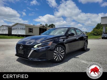 Used 2023 Nissan Altima 2.5 SV