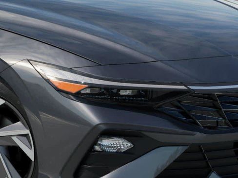 New 2025 Hyundai Elantra Sport image 9