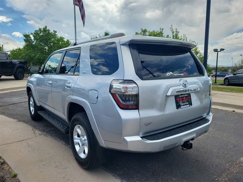 Used 2024 Toyota 4Runner SR5 image 7
