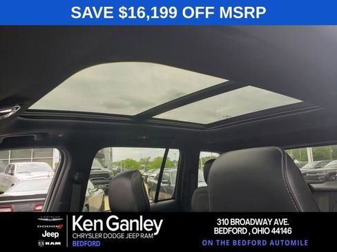 New 2024 Jeep Grand Cherokee Trailhawk image 11