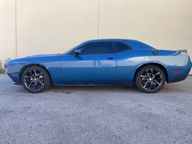 Used 2022 Dodge Challenger SXT w/ Blacktop Package RWD image 4