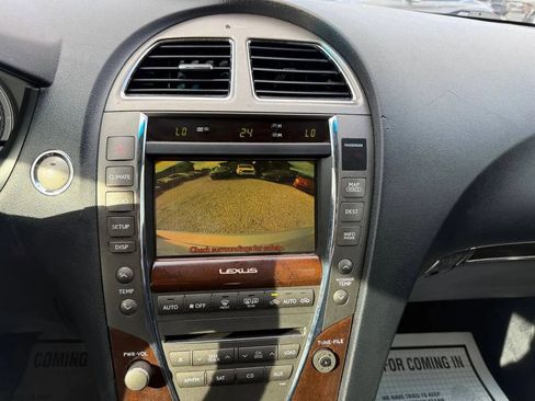 Used 2011 Lexus ES 350 image 2