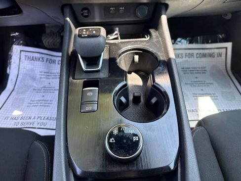 Used 2024 Nissan Rogue S AWD/4WD image 25