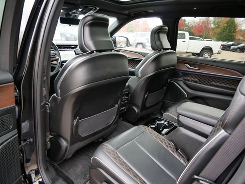 Certified 2022 Jeep Grand Cherokee L Summit w/ Advanced Protech Group IV image 38