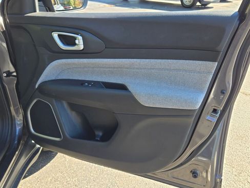 Used 2022 Jeep Compass Latitude w/ Convenience Group image 6