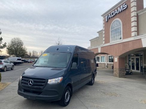 Used 2019 Mercedes-Benz Sprinter 170 image 1