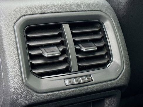 New 2026 Volkswagen Taos SEL AWD/4WD image 26