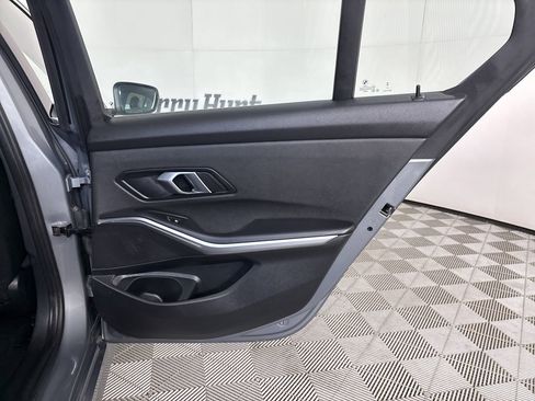 Used 2025 BMW 330i xDrive Sedan image 23