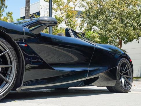 Used 2021 McLaren 720S Spider RWD image 9