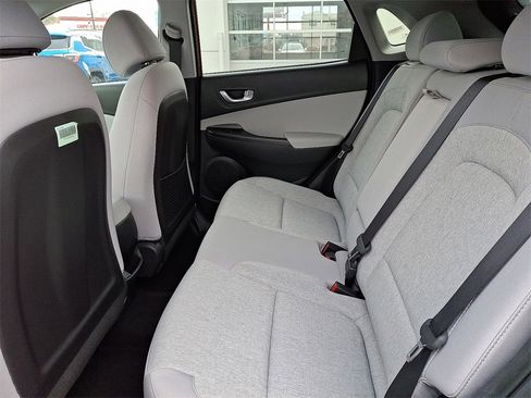 Used 2023 Hyundai Kona SEL image 13