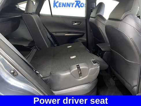 Used 2024 Toyota Venza Limited image 10