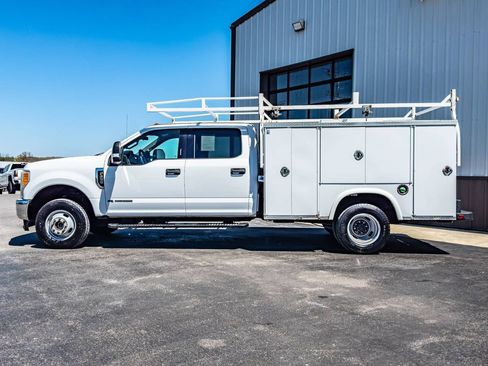 Used 2018 Ford F350 XLT w/ XLT Value Package image 2