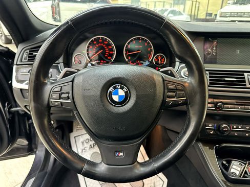 Used 2013 BMW 550i Sedan image 22
