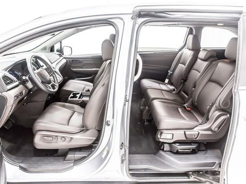 Used 2023 Honda Odyssey EX-L image 29