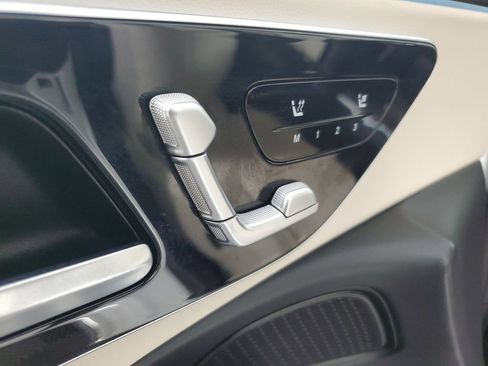 Used 2025 Mercedes-Benz E 350 4MATIC Sedan image 21