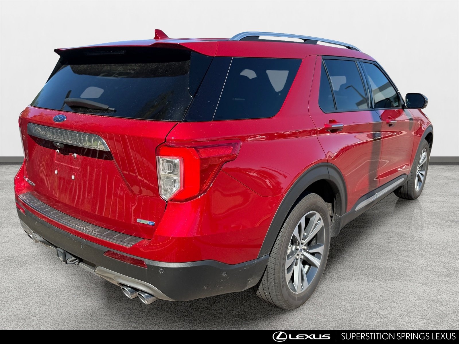 Used 2020 Ford Explorer Platinum w/ Premium Technology Package AWD/4WD image 3