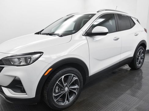 Used 2022 Buick Encore GX Select image 3