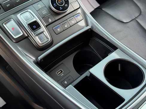 Used 2021 Hyundai Santa Fe Calligraphy image 25