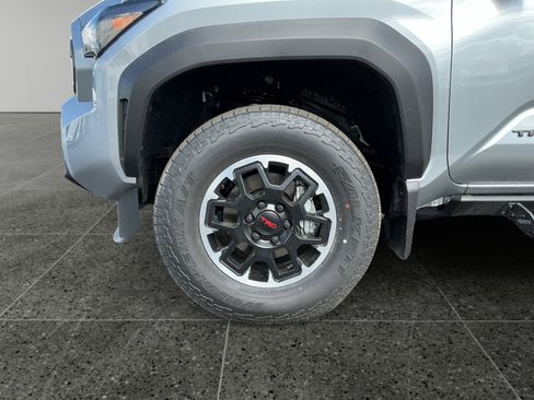 New 2026 Toyota Tacoma TRD Off-Road AWD/4WD image 14