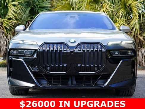 Used 2023 BMW 760i xDrive 760i xDrive image 3