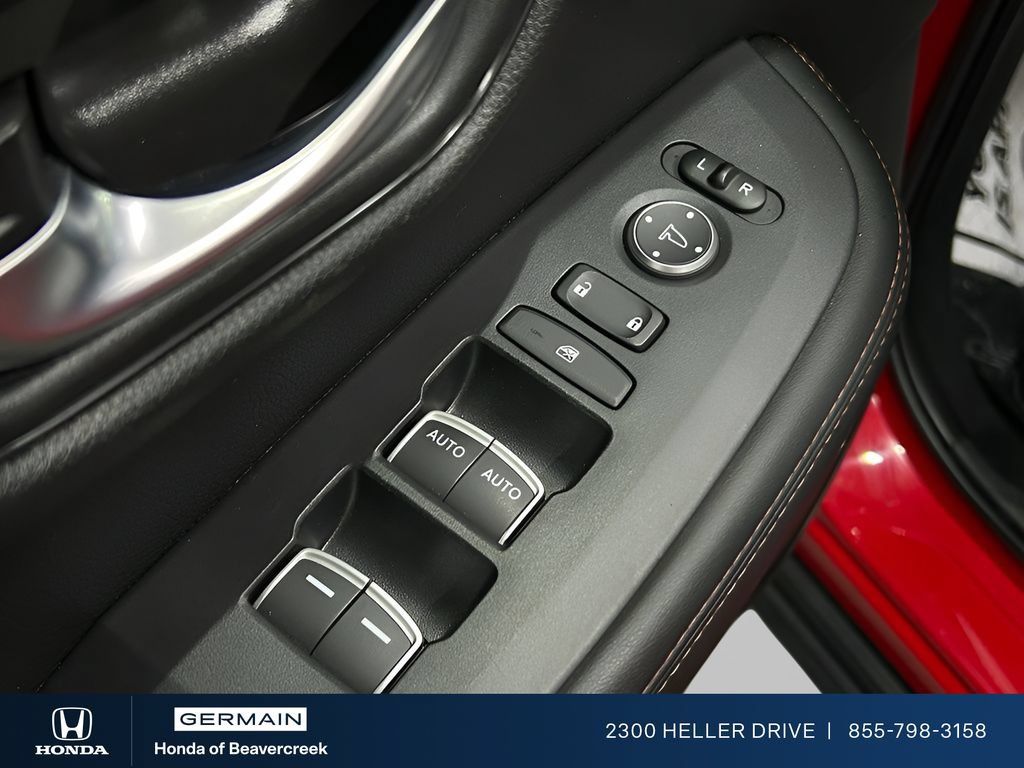 Certified 2025 Honda HR-V Sport image 13
