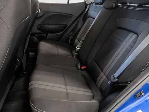 Used 2025 Hyundai Venue SEL FWD image 26