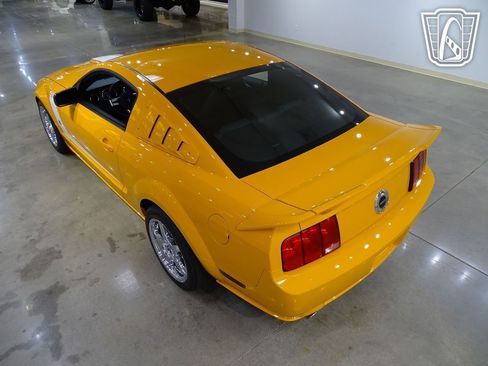 Used 2007 Ford Mustang GT image 9