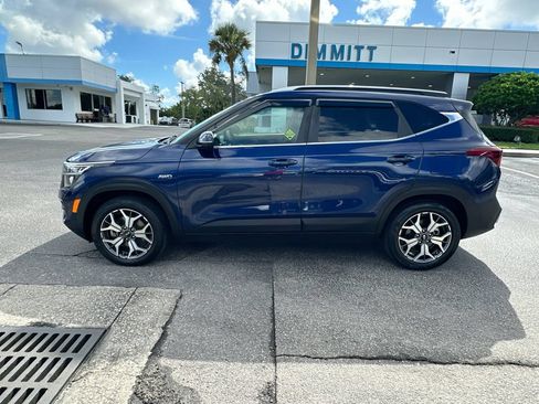 Used 2021 Kia Seltos EX AWD/4WD image 8
