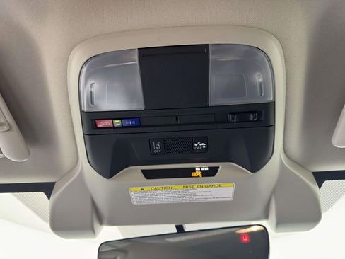 Used 2023 Subaru Crosstrek Hybrid AWD/4WD image 25