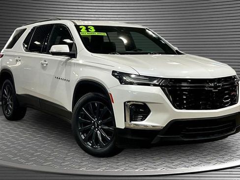 Used 2023 Chevrolet Traverse RS AWD/4WD image 3