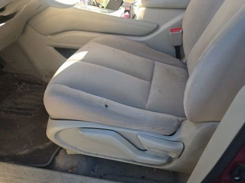 Used 2015 Nissan Murano S image 16