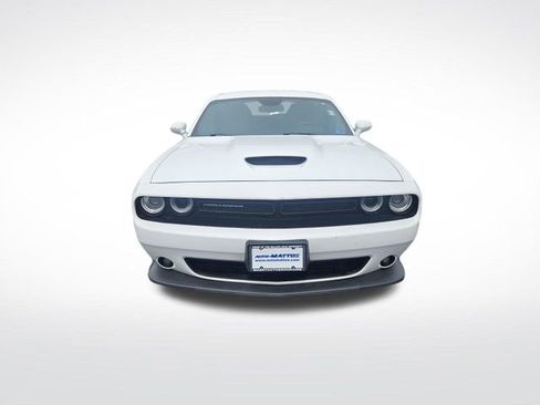 Used 2022 Dodge Challenger GT AWD/4WD image 8