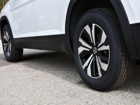 New 2026 Volkswagen Atlas SE AWD/4WD image 9